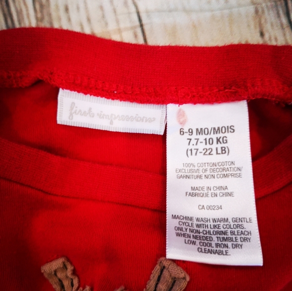 Christmas 2pc Set; Raindeer Holding a Candy Cane - Picture 2 of 9